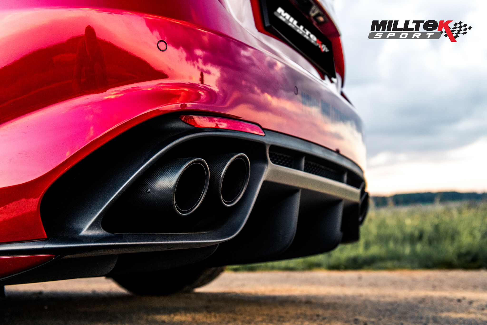 Alfa giulia quadrifoglio carbon fibre tips