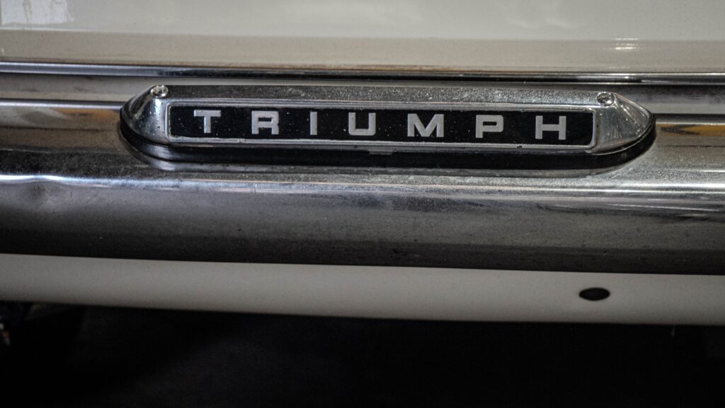 Triumph stag exhaust badge