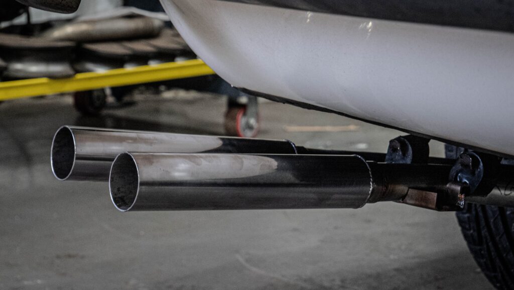 Triumph stag exhaust rear view