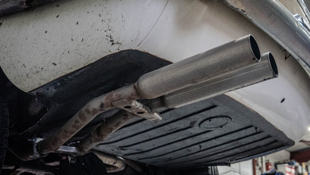 Triumph stag old exhaust exhaust view