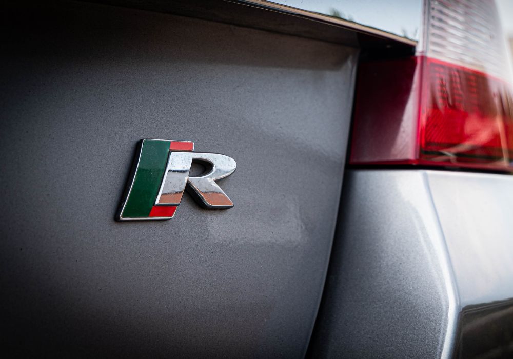 Showcase jaguar xf cover 2